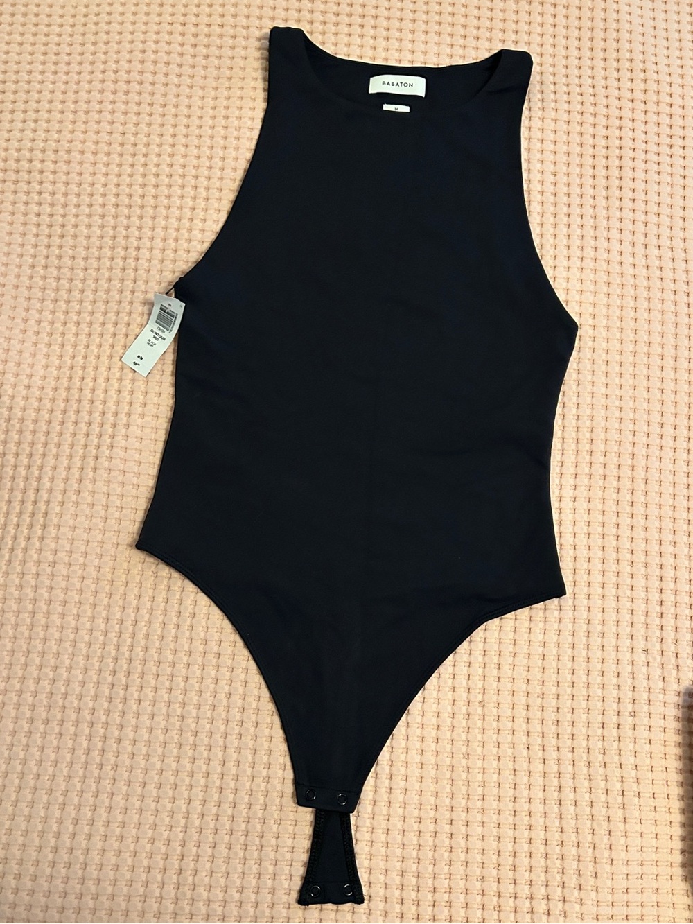 NWT Aritzia Babaton 90s Contour High Neck Bodysuit Black - M
